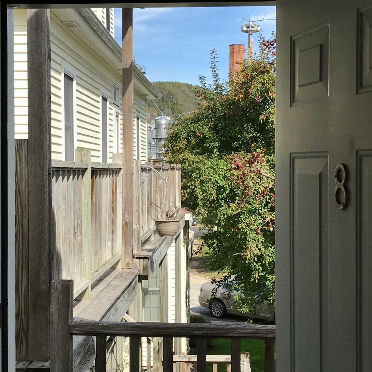 Andor Wenneson Historic Inn Peterson Bagian luar foto