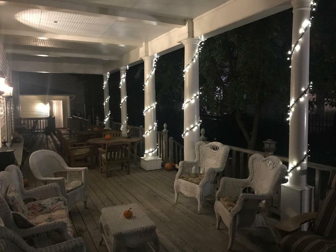 Andor Wenneson Historic Inn Peterson Bagian luar foto