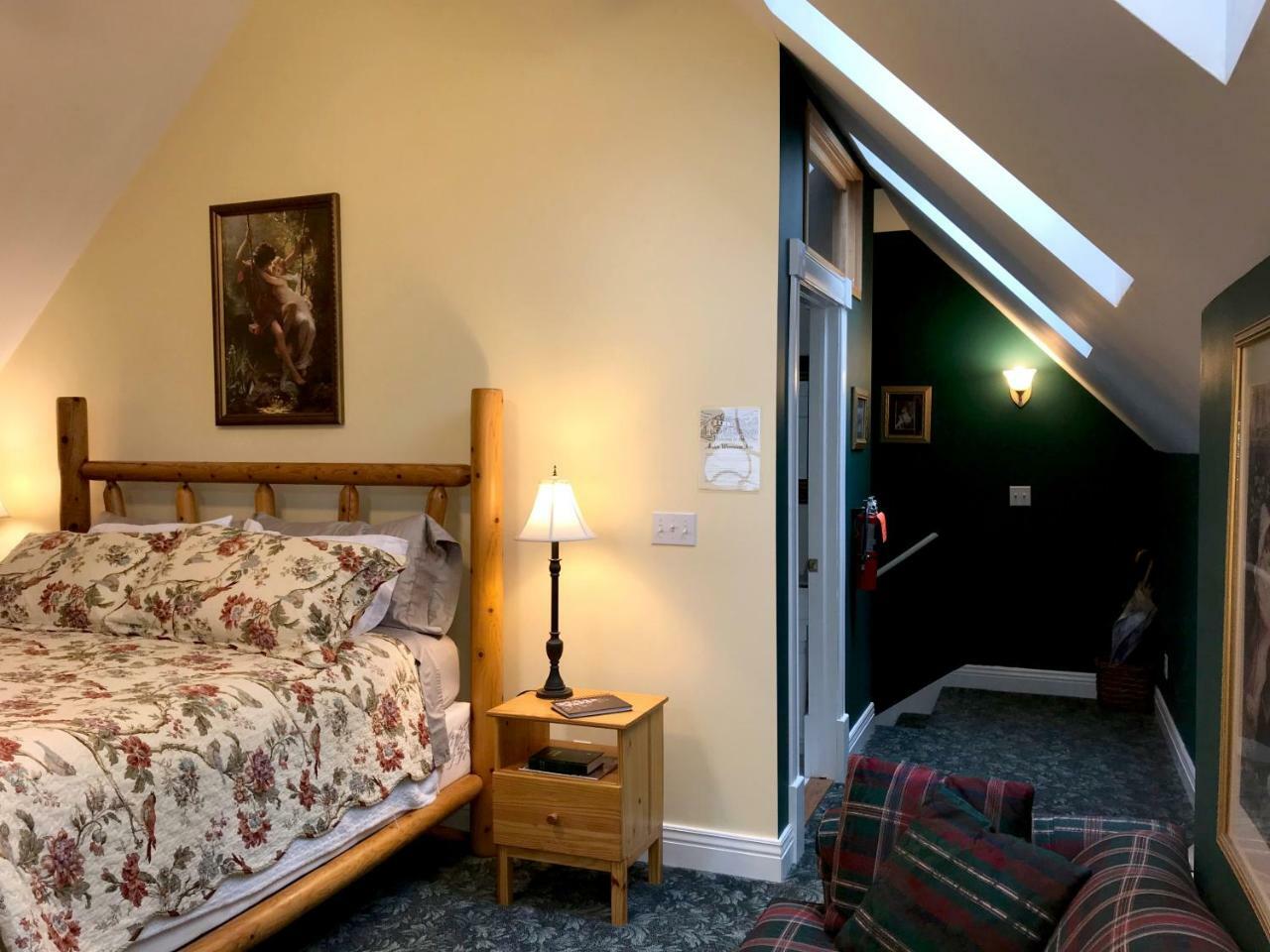 Andor Wenneson Historic Inn Peterson Bagian luar foto